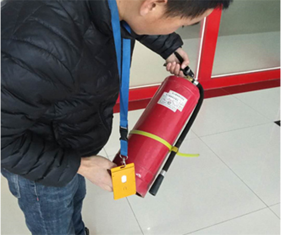 �������w�߷������ƿ�z�y(c��)�S��